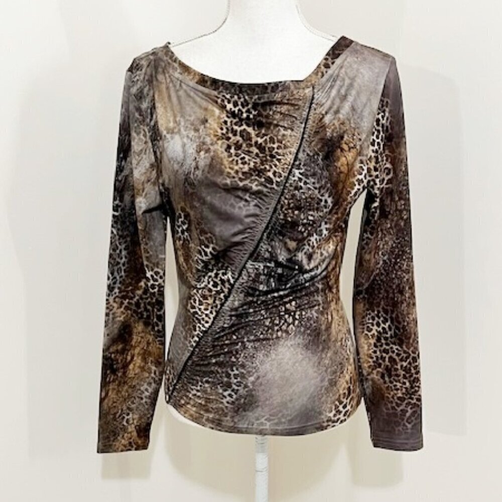 Sno Skins Long Sleeve Pullover Animal Print Bias Cut Top Size S - Picture 1 of 4